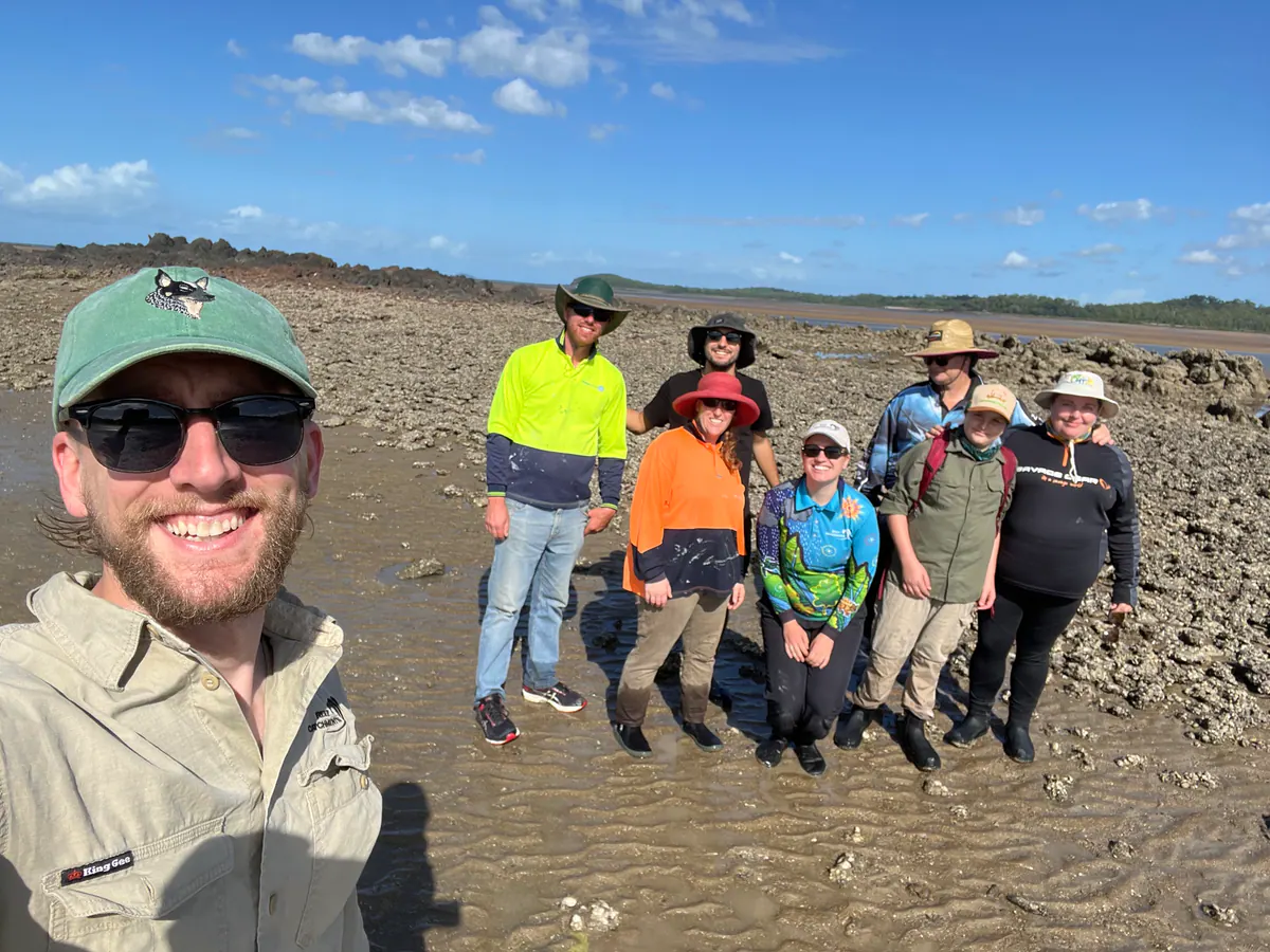 Volunteers on the tidal flats